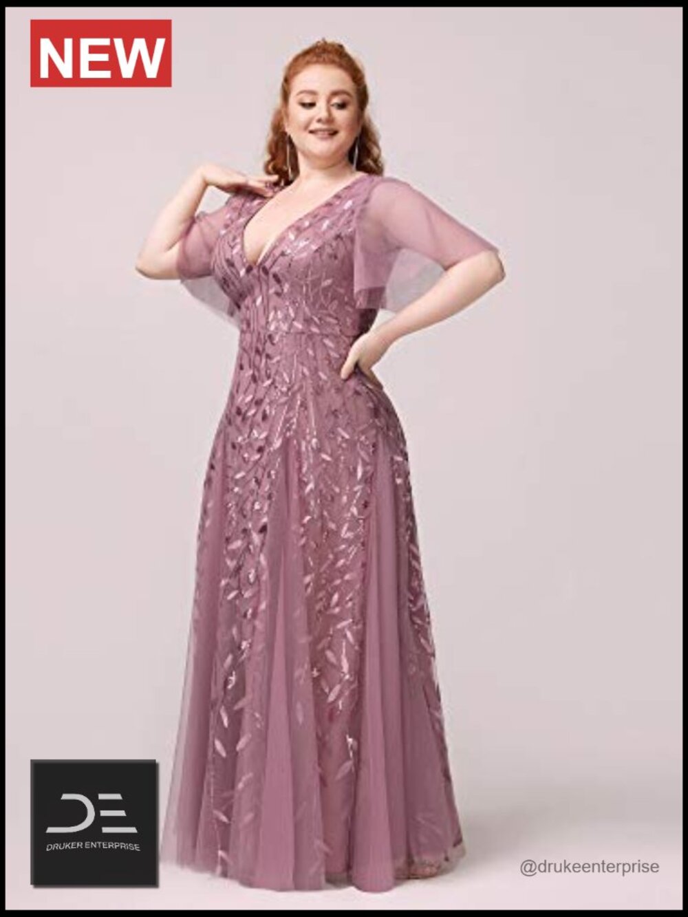 Plus Size Sequined Formal Dress with V-Neck Short Sleeves Floor-Length Mother - Picture 4 of 7